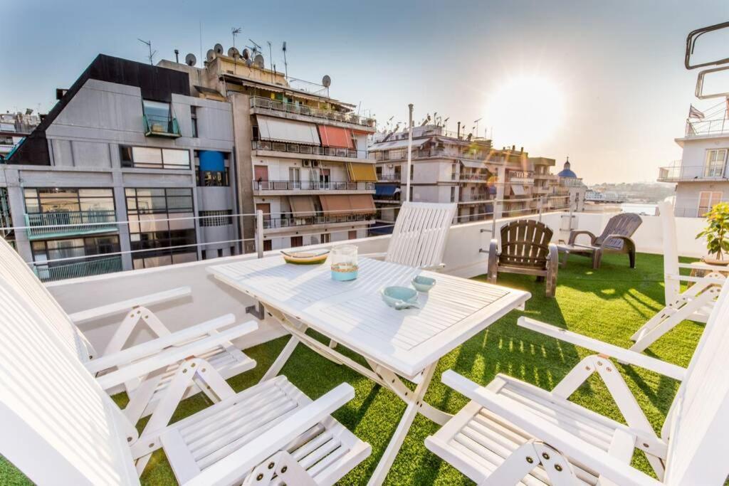 Neoclassical Flat With 2 Bedrooms In Piraeus Pireu Exterior foto