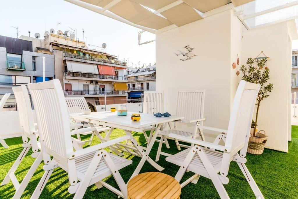 Neoclassical Flat With 2 Bedrooms In Piraeus Pireu Exterior foto